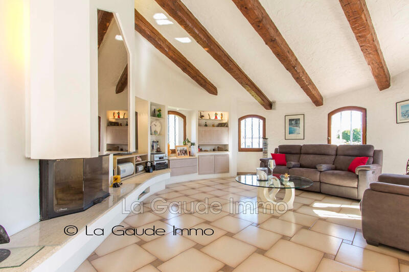 Maison - 155 m² - 6 pièces