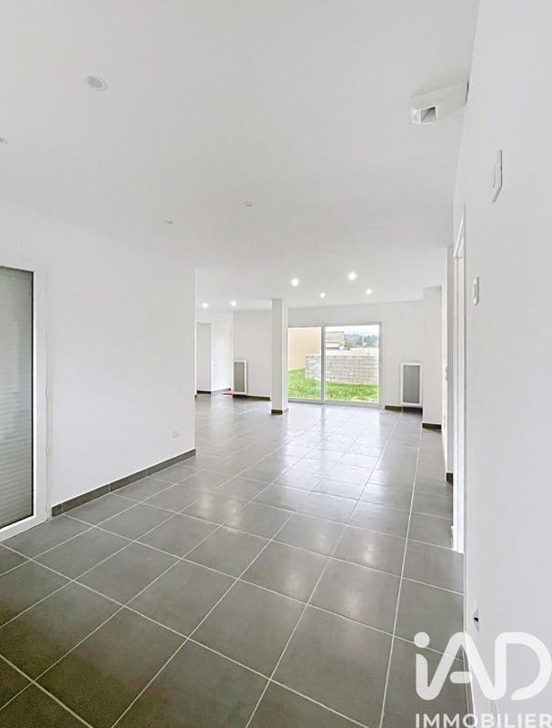 Maison - 102 m² - 4 pièces