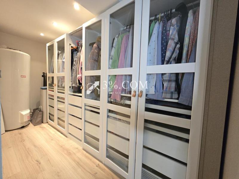 Loft - 158 m² - 4 pièces