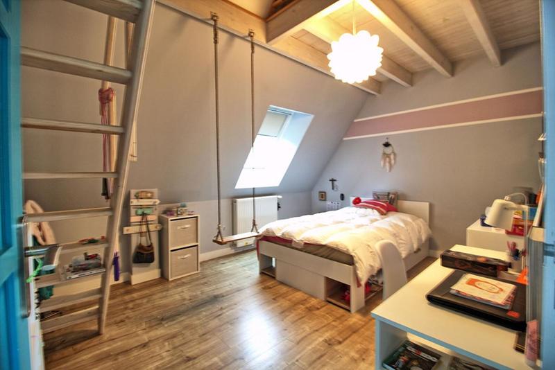 Maison - 229 m² - 11 pièces