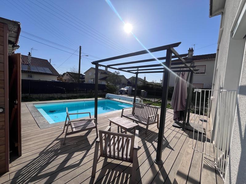 Maison - 135 m² - 6 pièces