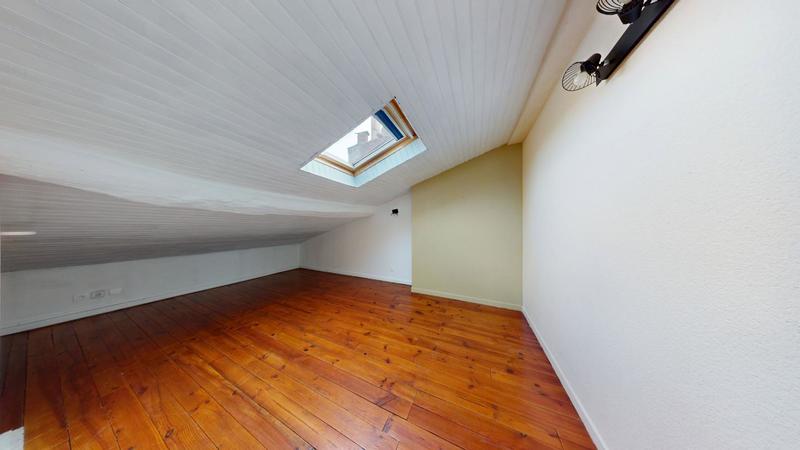 Duplex - 92 m² - 4 pièces