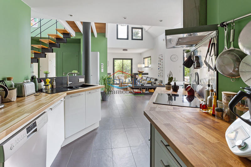 Maison - 132 m² - 6 pièces