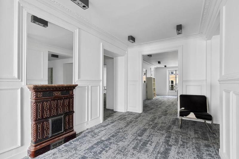 Bureau - 142 m² - 5 pièces