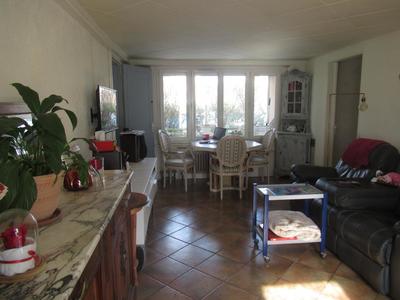 Maison - 140 m² - 10 pièces