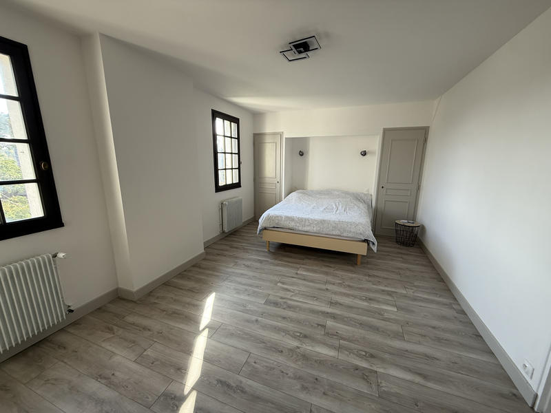 Maison - 185 m² - 5 pièces