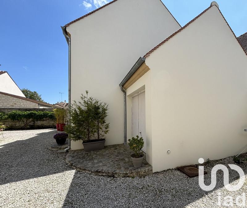 Maison - 98 m² - 5 pièces