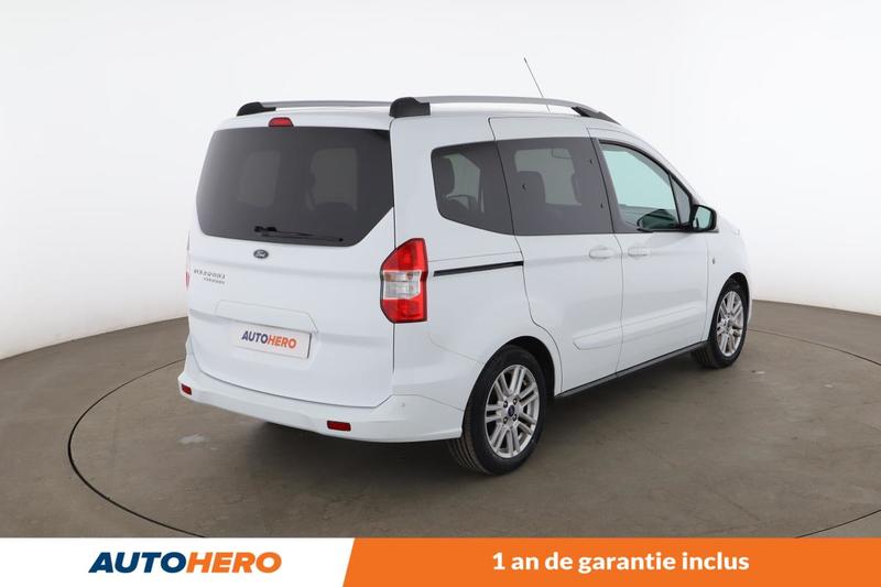 Ford Tourneo Courier 1.5 TDCi Titanium 100 ch