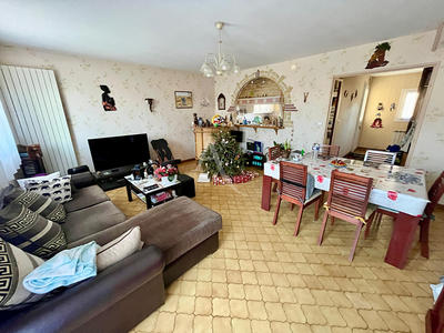 Maison - 94 m² - 4 pièces