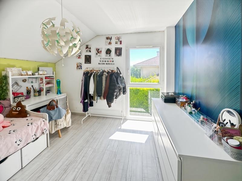 Maison - 120 m² - 5 pièces