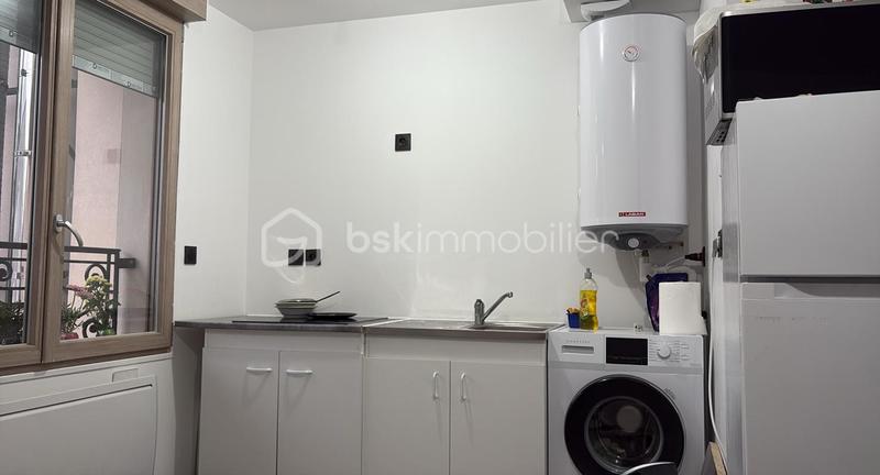 Studio - 25 m² - 1 pièce