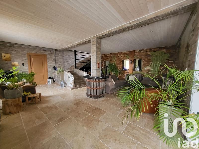 Maison - 174 m² - 5 pièces