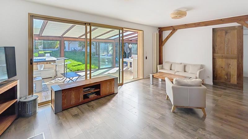 Maison - 167 m² - 7 pièces