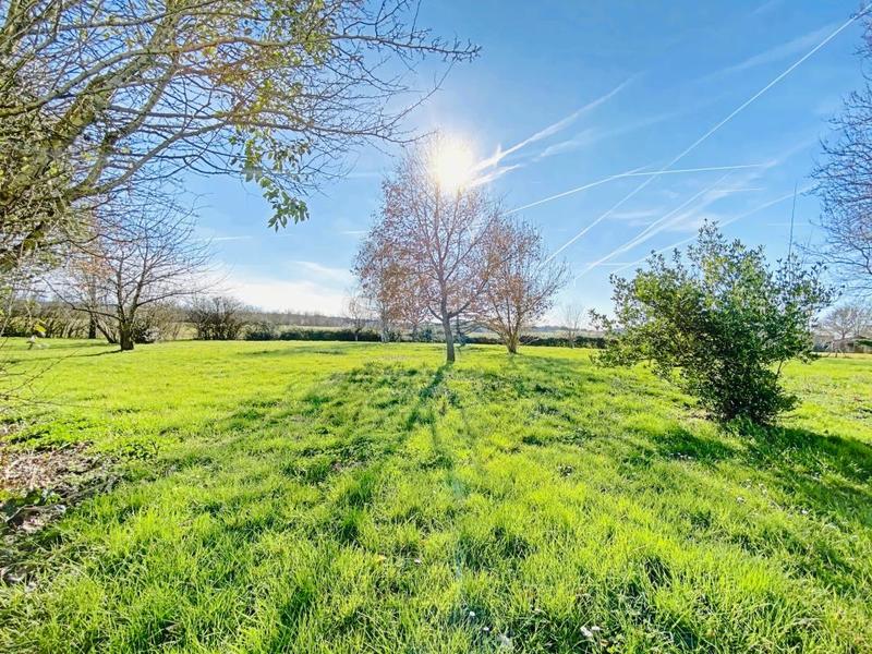 Maison - 230 m² - 8 pièces