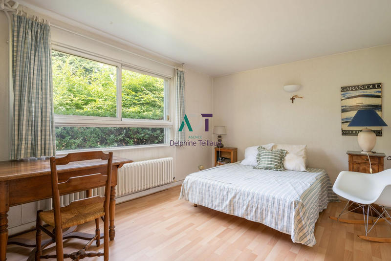 Maison - 286 m² - 9 pièces