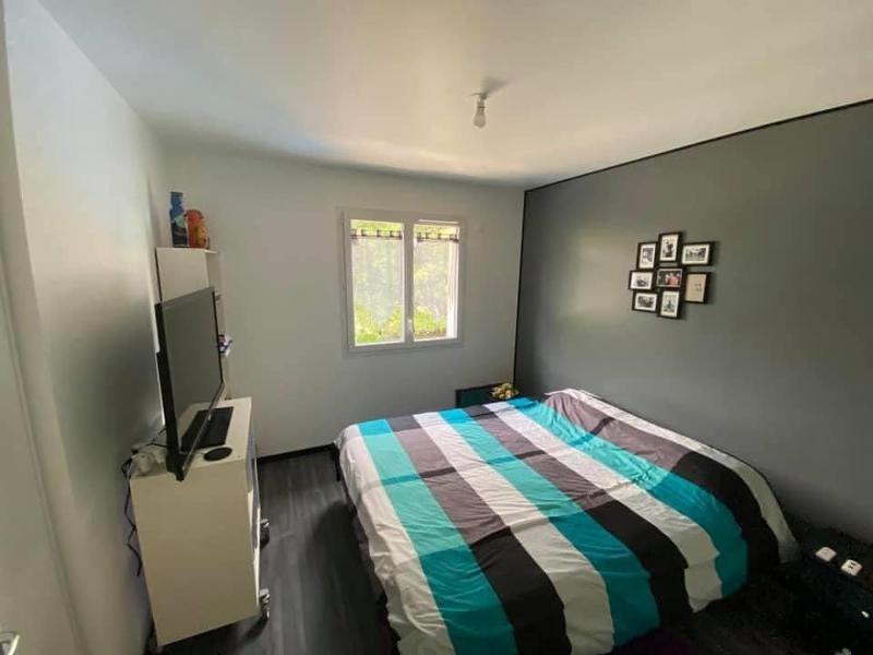 Chambre - 91 m² - 1 pièce