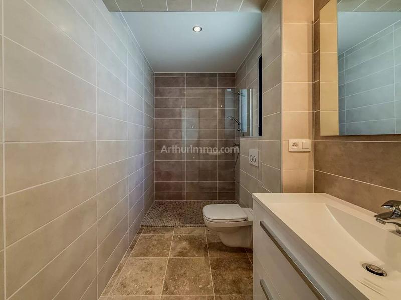 Maison - 168 m² - 7 pièces