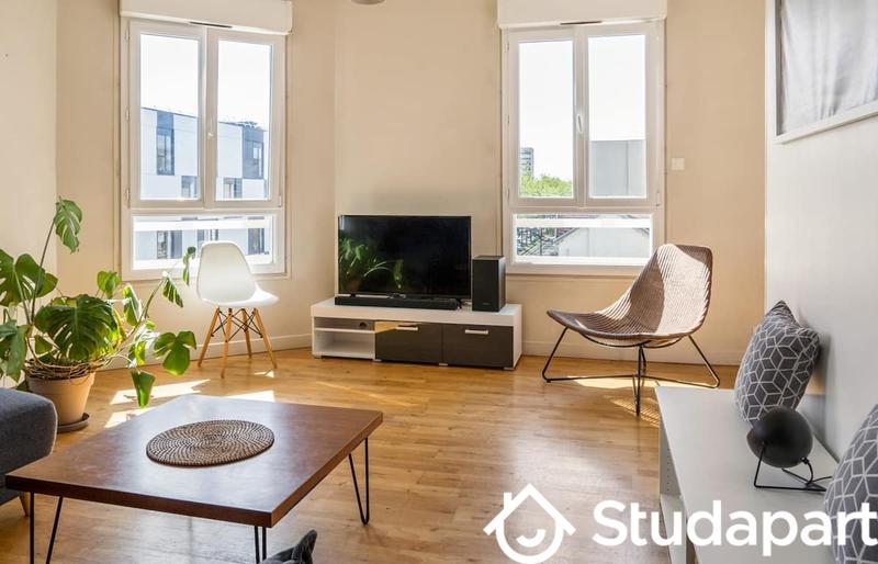 Chambre - 13 m² - 1 pièce