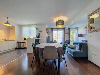 Appartement - 70 m² - 3 pièces