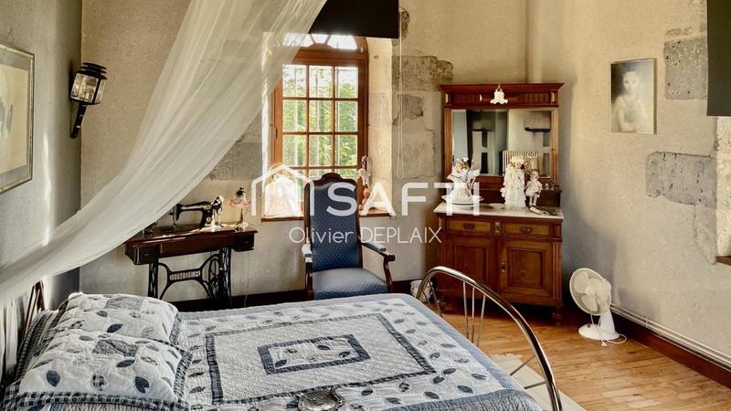 Maison - 300 m² - 8 pièces