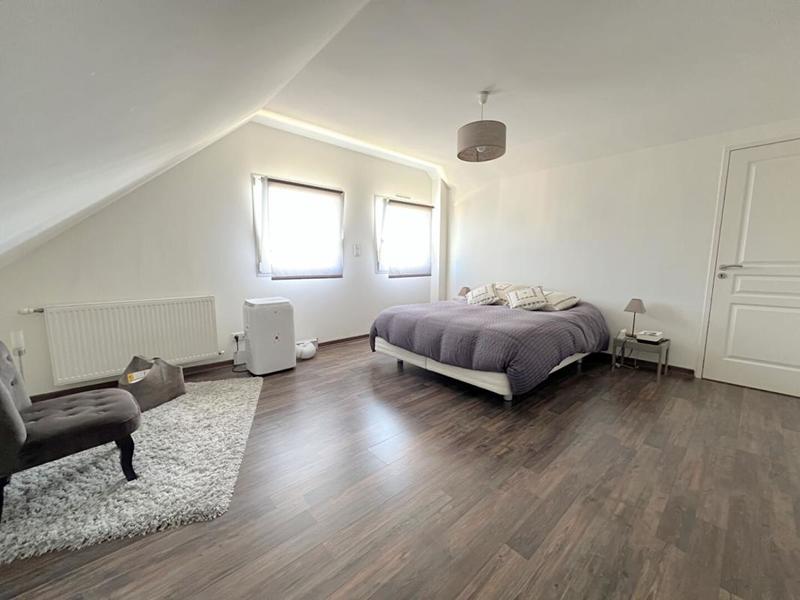 Maison - 176 m² - 6 pièces