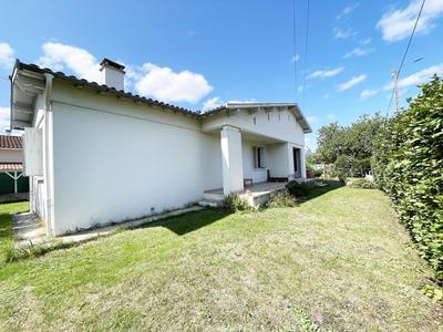 Maison - 95 m² - 5 pièces