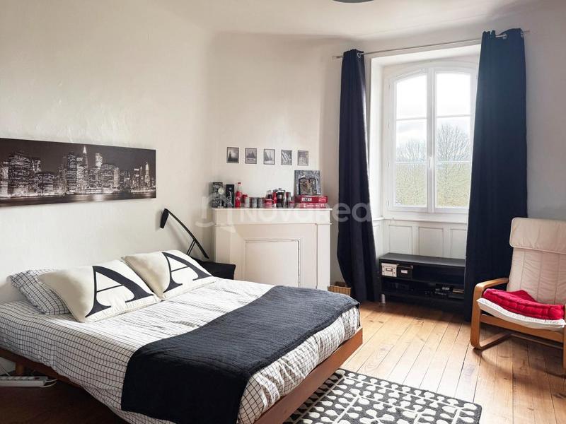 Maison - 192 m² - 8 pièces