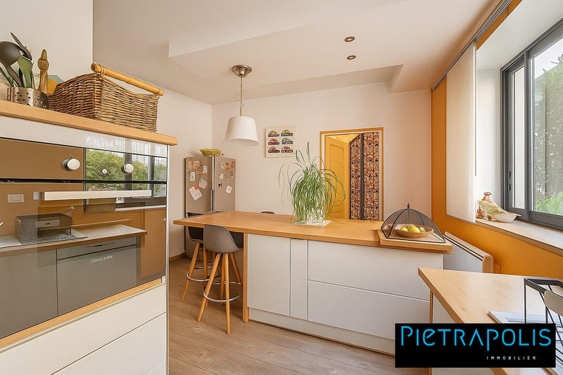 Maison - 135 m² - 5 pièces