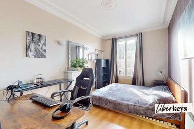 Appartement ancien - 55 m² - 3 pièces