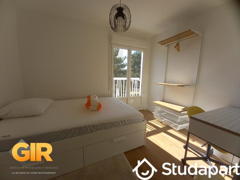 Chambre - 11 m² - 1 pièce