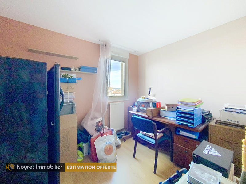 Appartement - 85 m² - 4 pièces