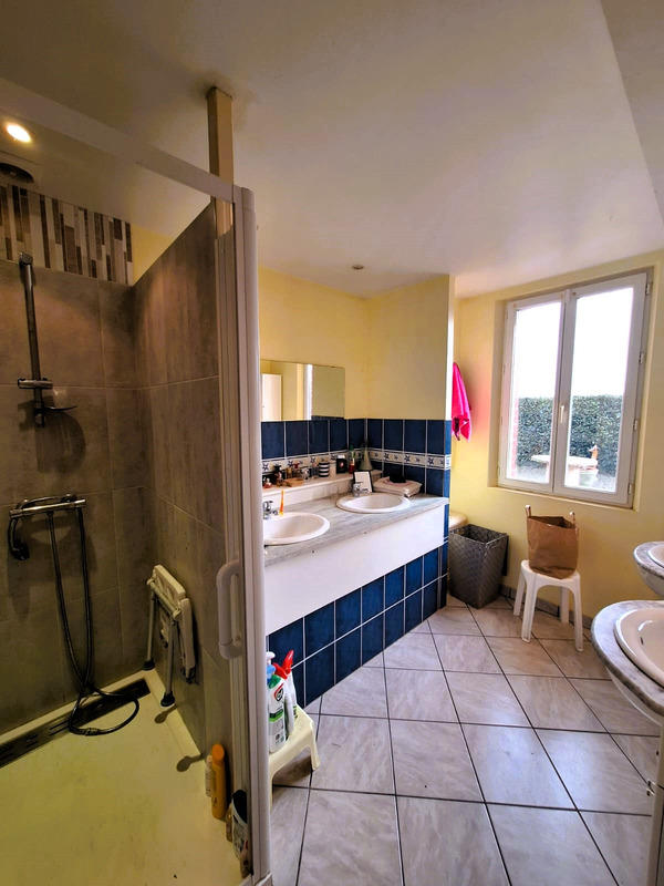 Maison - 121 m² - 5 pièces