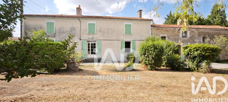 Maison - 228 m² - 7 pièces