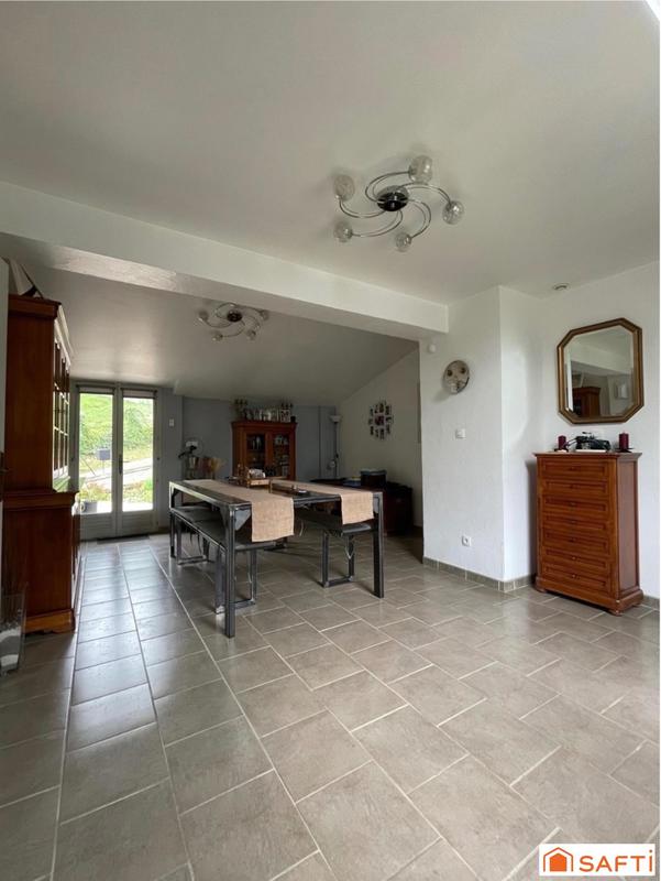 Maison - 165 m² - 7 pièces