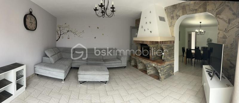 Villa - 181 m² - 8 pièces