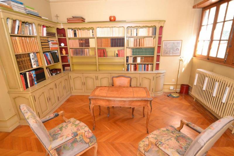 Maison de maîtres - 392 m² - 12 pièces