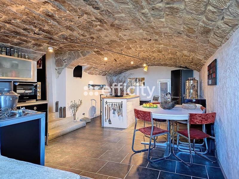 Maison en pierre - 110 m² - 3 pièces