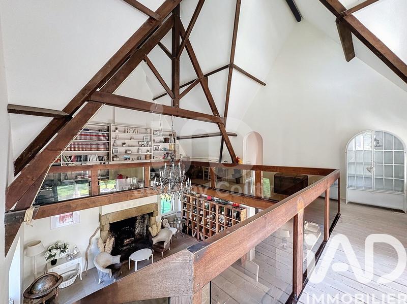 Maison - 259 m² - 10 pièces