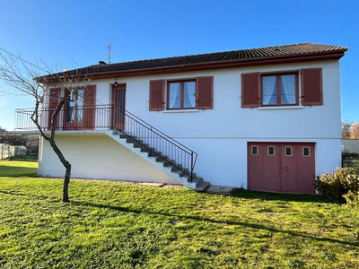 Maison - 90 m² - 4 pièces