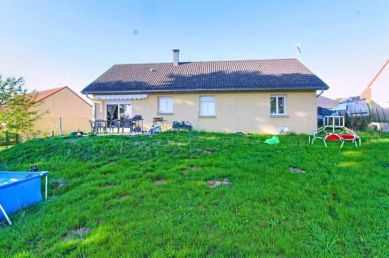 Maison - 99 m² - 4 pièces