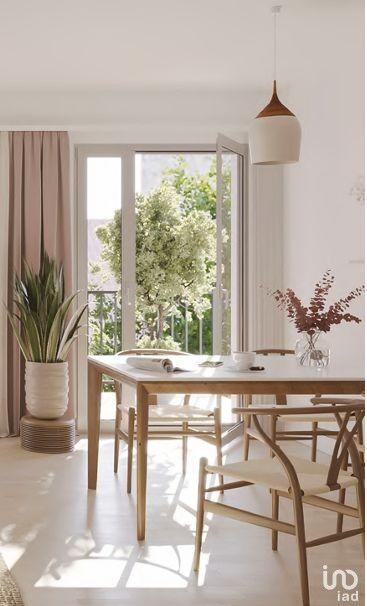 Appartement - 94 m² - 4 pièces