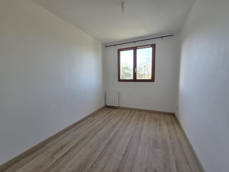 Maison - 93 m² - 5 pièces