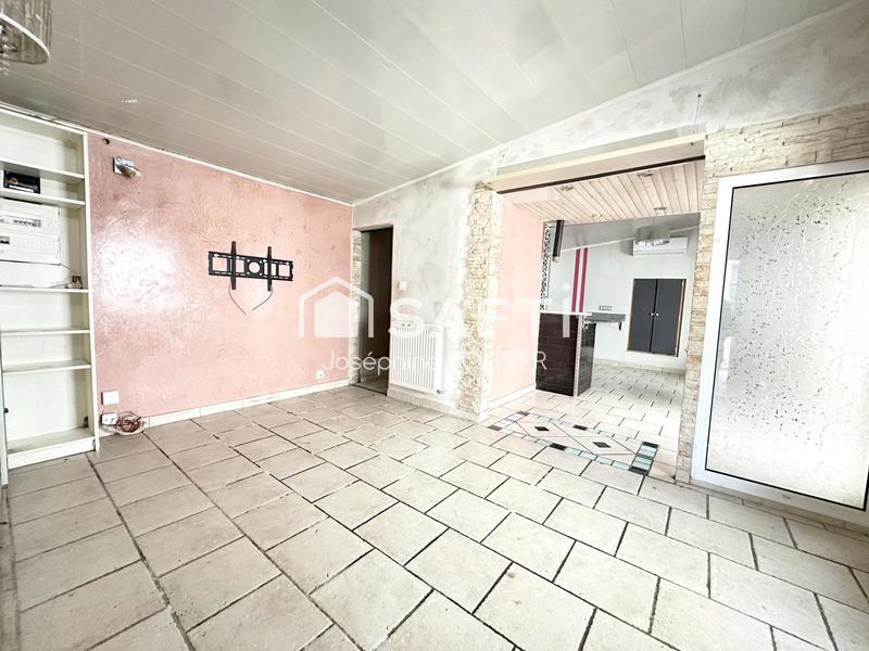 Maison - 211 m² - 11 pièces