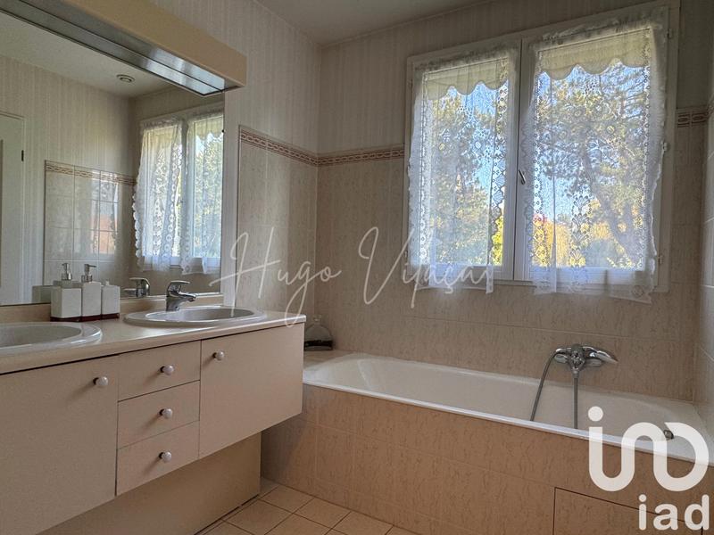 Maison - 165 m² - 7 pièces