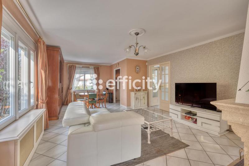 Pavillon - 155 m² - 7 pièces