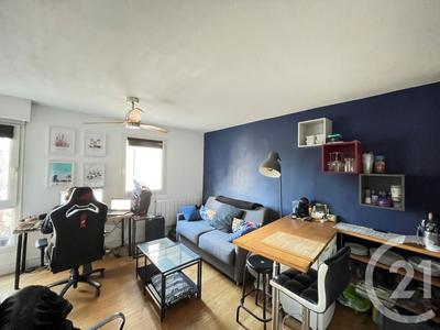 Studio - 23 m² - 1 pièce