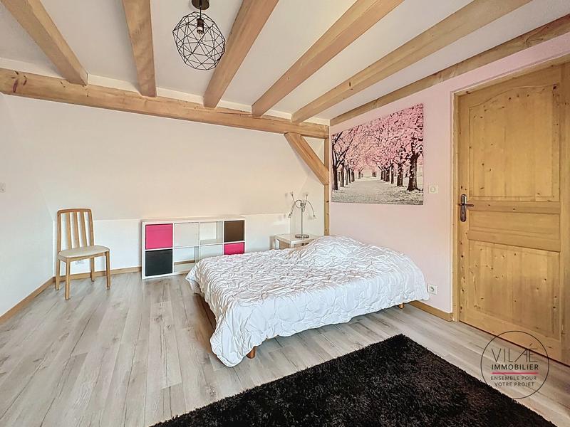 Maison - 209 m² - 8 pièces