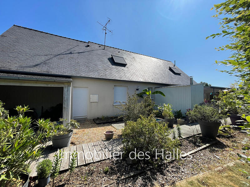 Maison - 161 m² - 9 pièces