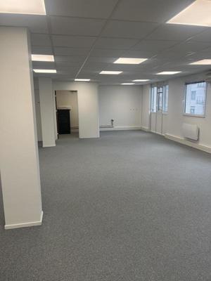 Bureau - 210 m²