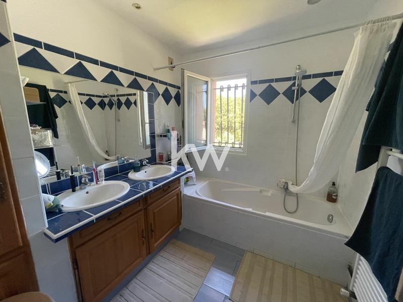 Maison - 135 m² - 5 pièces